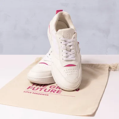 LOVE MAGENTA SNEAKER - LOVE MAGENTA