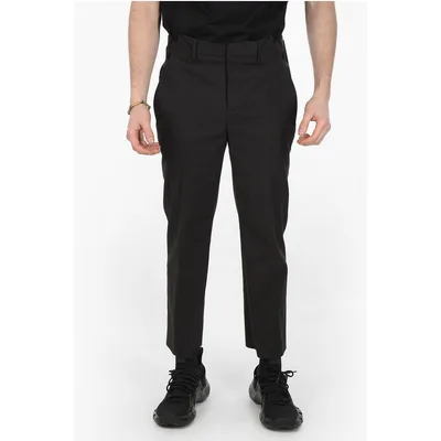 Slim Fit Hose mit 4 Taschen und Gürtelschlaufen in Schwarz