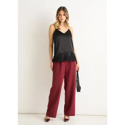 Schwarzes Cami-Top aus Satin mit Spitzenbesatz