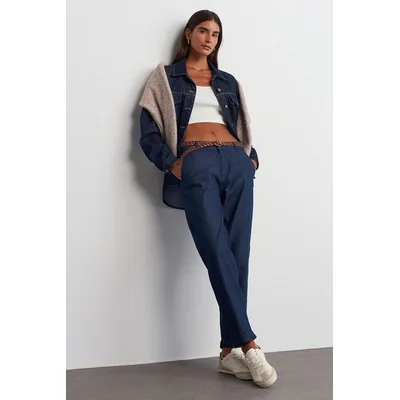 Damen High-Waist Straight-Leg Jeans
