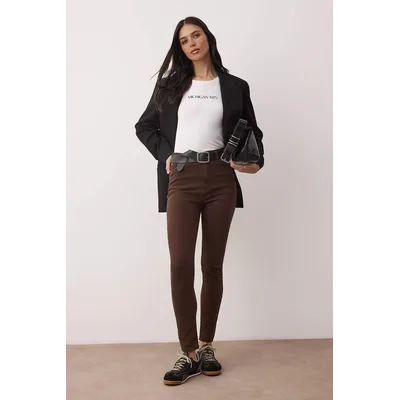 TRENDYOLMİLLA Damen Braun Einfarbig Skinny Hohe Taille Jeans